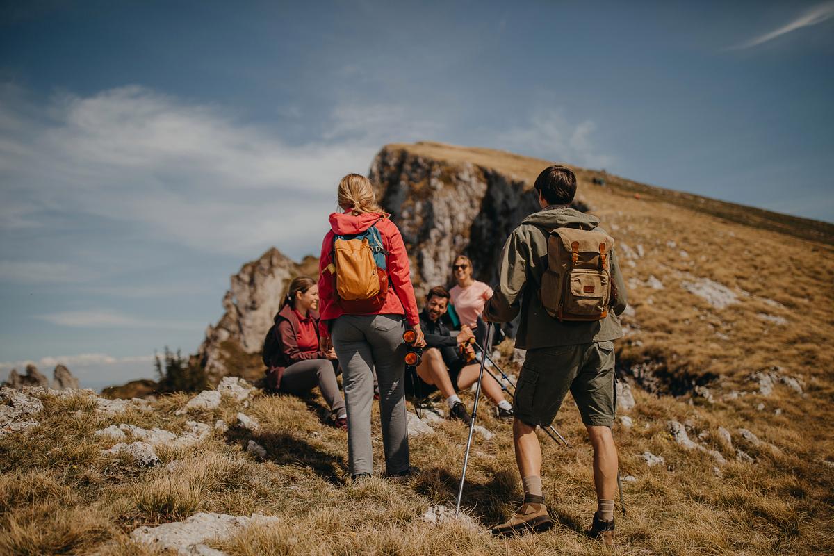 set foot in和set foot on有什么区别? set foot in和set foot on有什么区别?